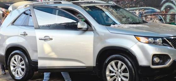 KIA SORENTO 3.5 V6 GASOLINA EX 7L AUTOMATICO KIA SORENTO 3.5 V6 GASOLINA EX 7L AUTOMATICO